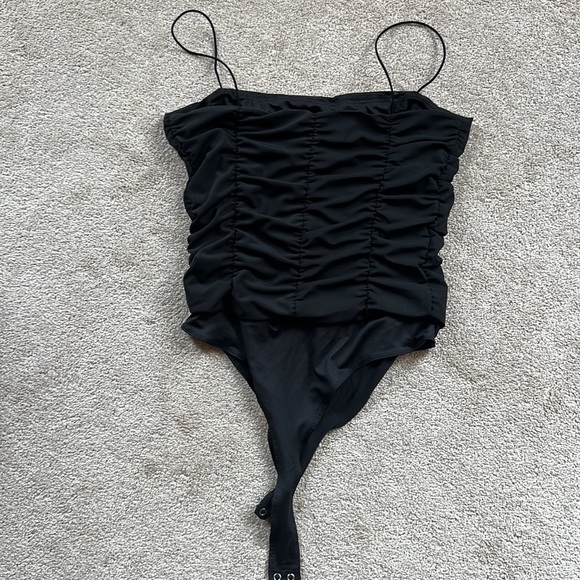 Stretchy black body suit - Picture 2 of 2